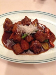 黒酢の酢豚。山芋と一緒に♪